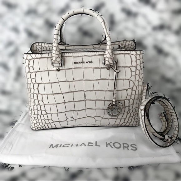 MICHAEL Michael Kors Handbags - 💵SOLD💵